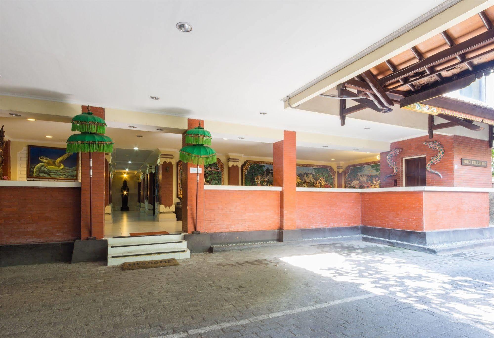 Reddoorz @ Arjuna Double Six Seminyak  Luaran gambar