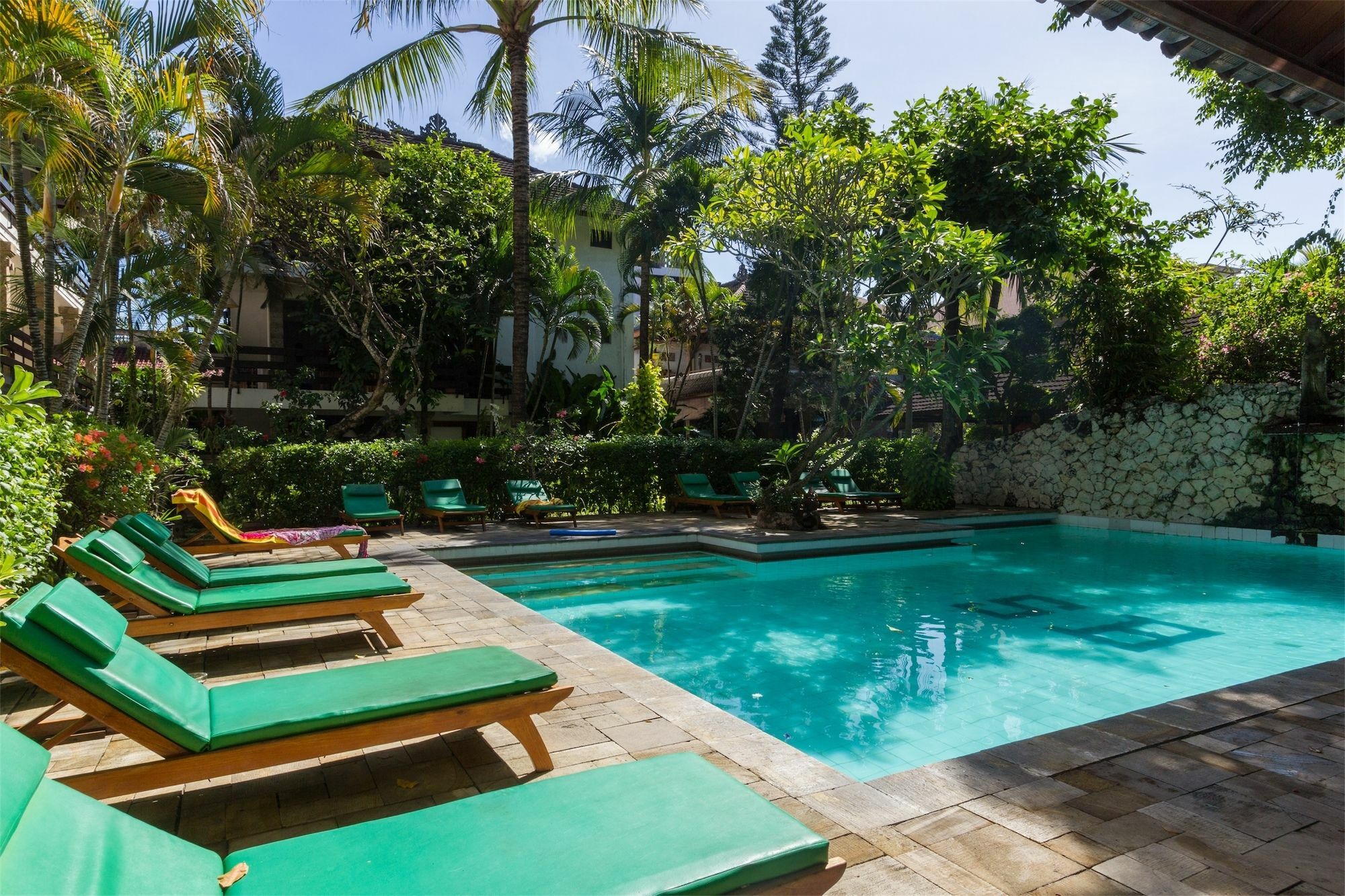 Reddoorz @ Arjuna Double Six Seminyak  Luaran gambar